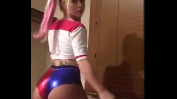 Harley Quinn twerk