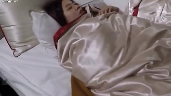 Asian girl get fucked while s.