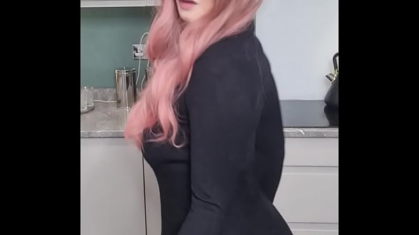 OF Leak Cosplay Lotte horny at home